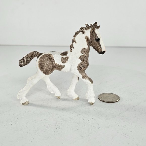 Schleich Tinker Foal Gypsy Vanner Pinto Horse #13774 - Picture 2 of 6